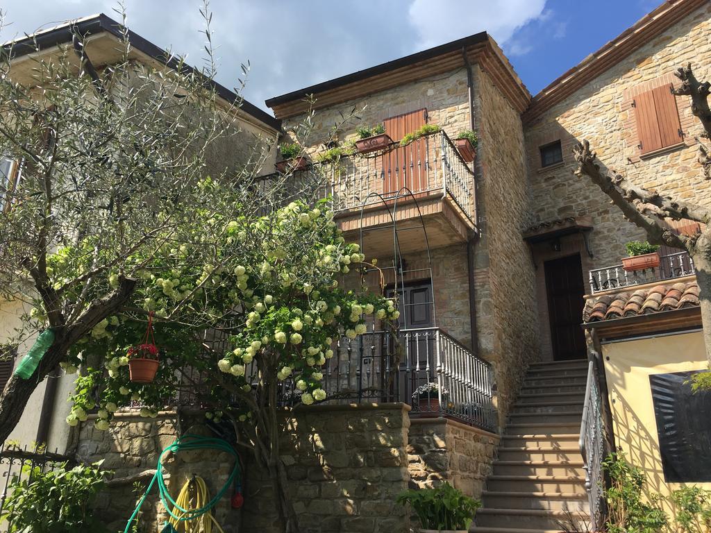 Appartamenti E Camere Il Poggio Di D'Angeli Lidia Auditore Екстериор снимка