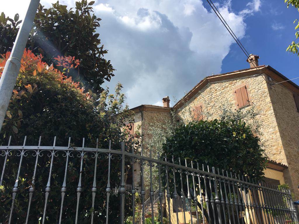 Appartamenti E Camere Il Poggio Di D'Angeli Lidia Auditore Екстериор снимка