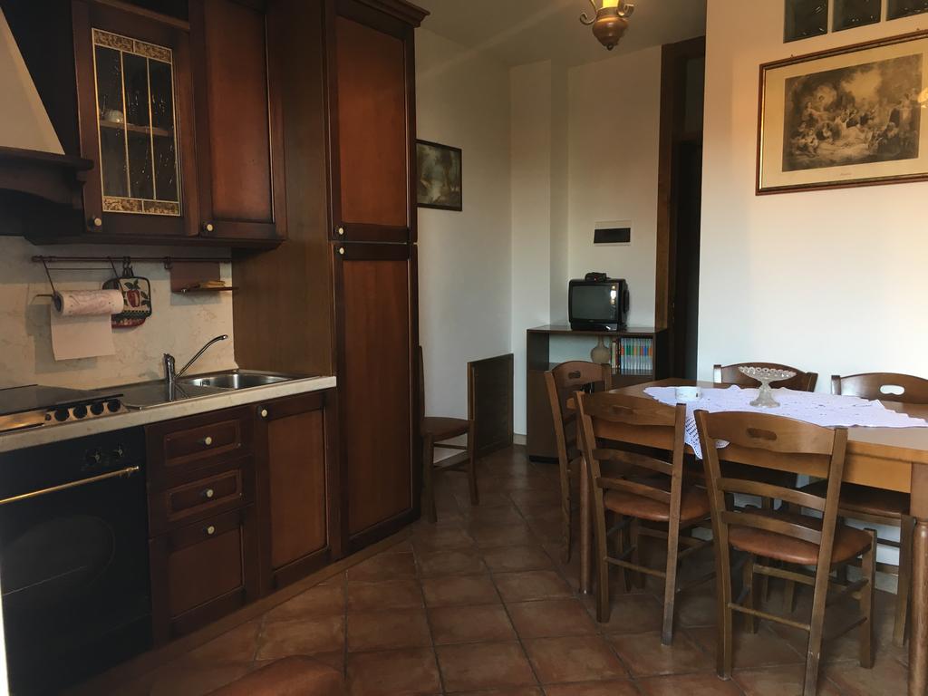 Appartamenti E Camere Il Poggio Di D'Angeli Lidia Auditore Екстериор снимка